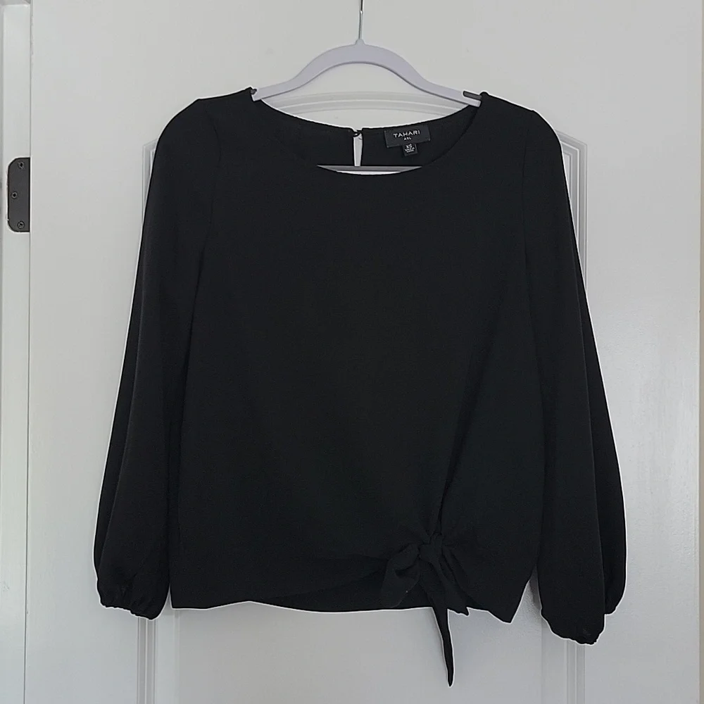 TAHARI ASL BLACK LONG SLEEVE BLOUSE TIE WAIST KEYHOLE BACK XSMALL